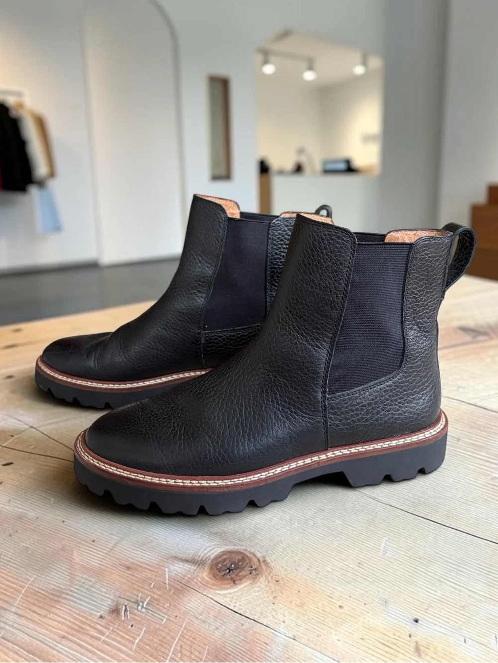 Madewell textured black